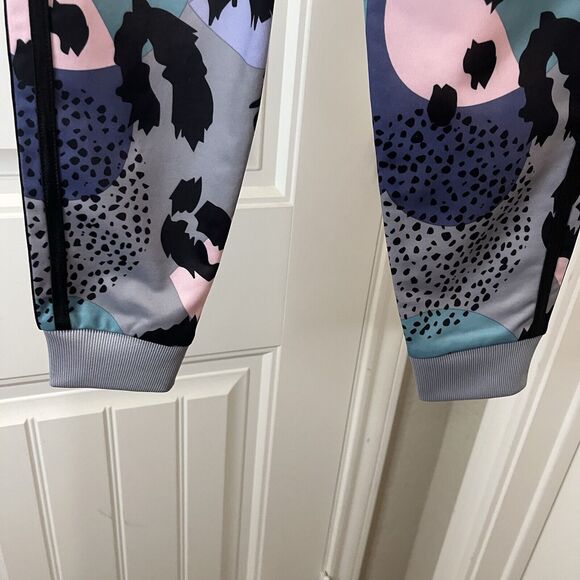 Adidas All Over Print Tricot Gray Purple Pink Joggers Pull On Pants Girls Size 6 - Picture 8 of 9